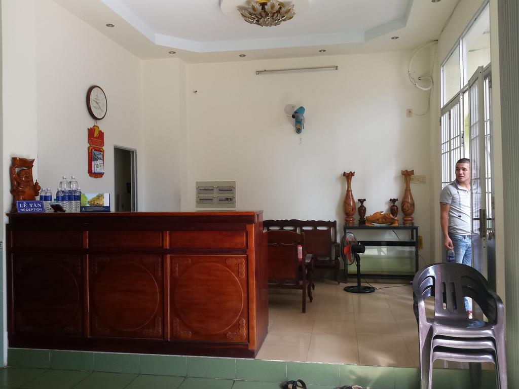 Hong Hanh Hotel Vung Tau Exteriör bild